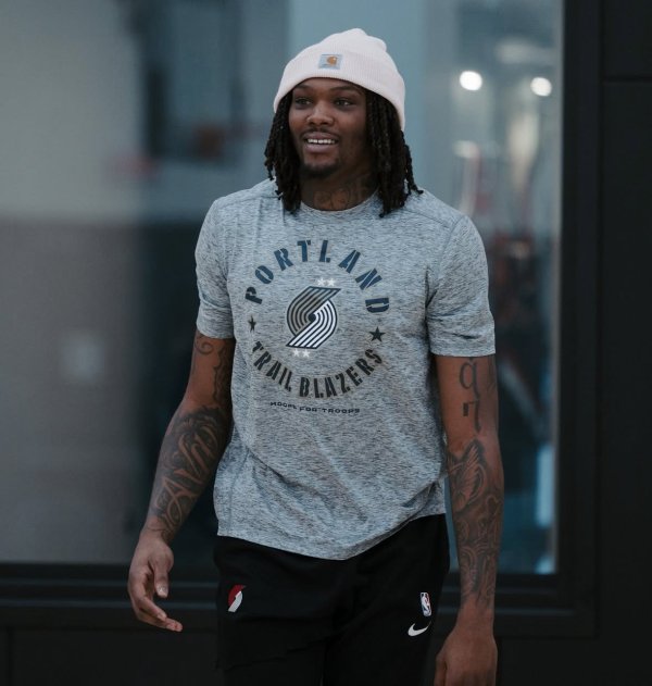 融可赢配资 斯普利特：罗威回归丰富攻防选择，后续会增加他的上场时间